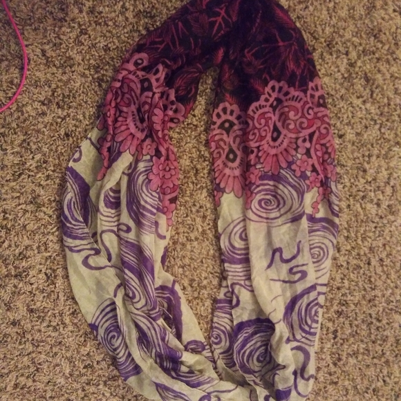 Infinity scarf - Picture 5 of 5